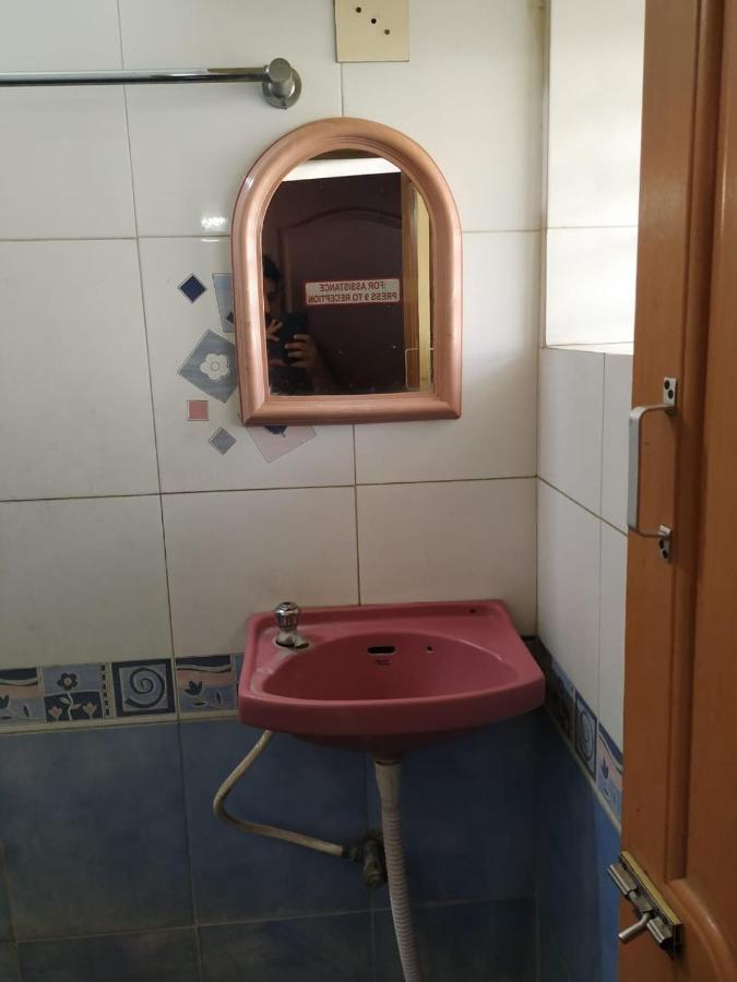 Abirami Lodge Tiruvannāmalai 외부 사진